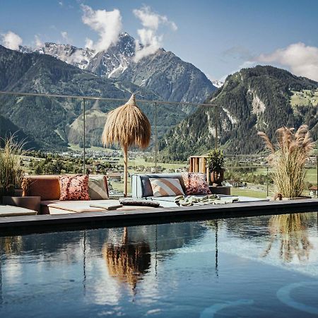 Coolnest Hotel Mayrhofen Bagian luar foto