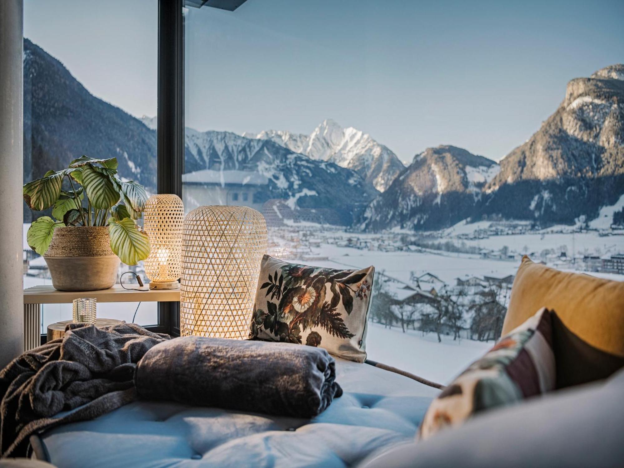 Coolnest Hotel Mayrhofen Bagian luar foto