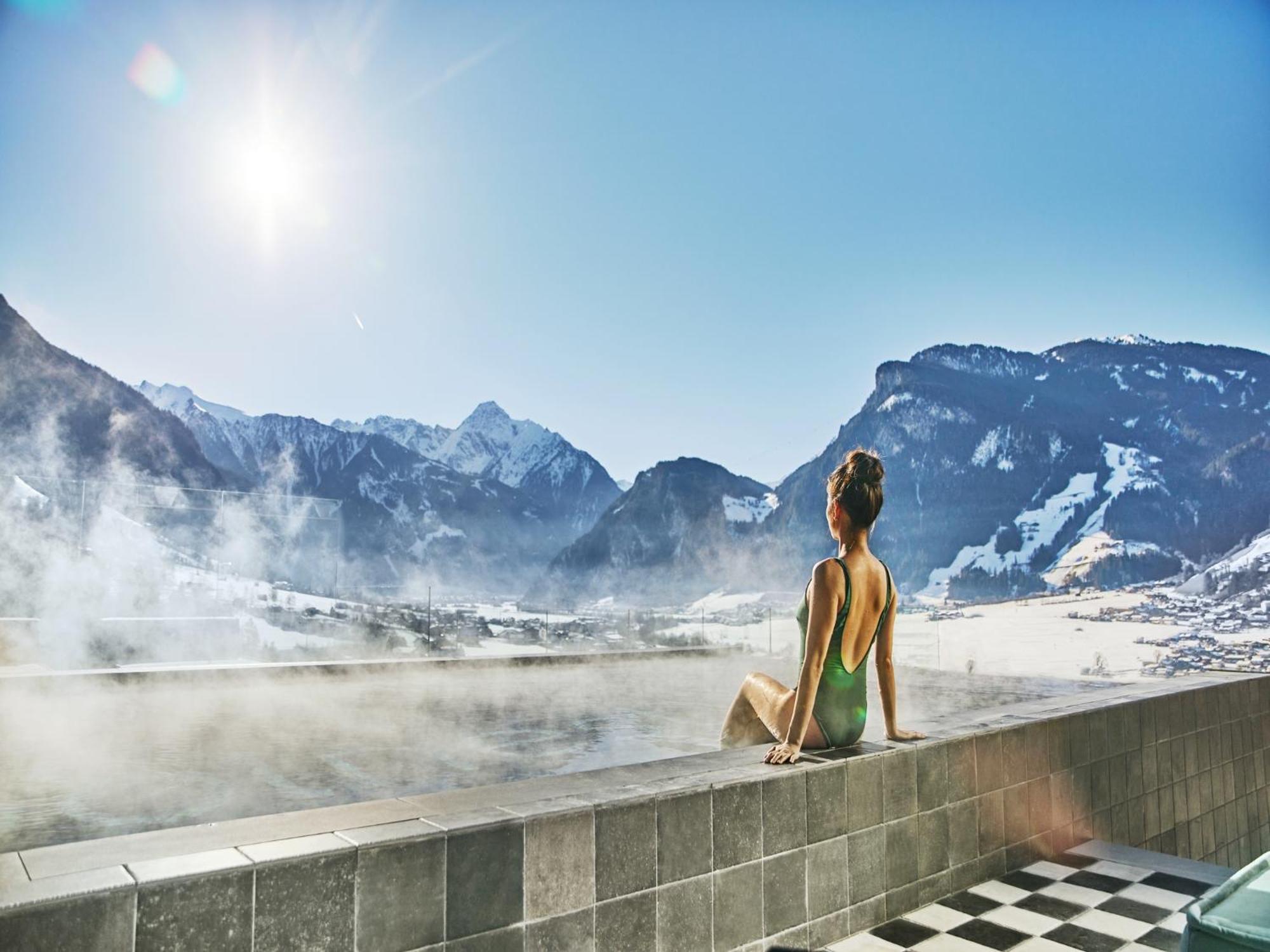 Coolnest Hotel Mayrhofen Bagian luar foto
